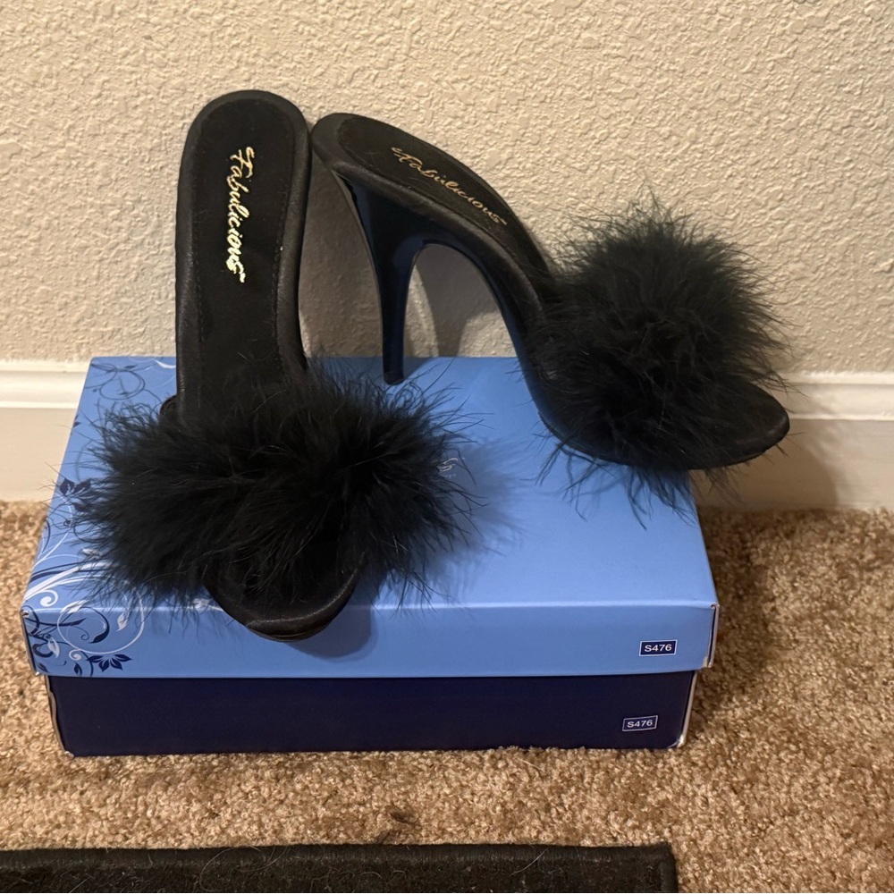 Fabulicious Marabou Fur Heels